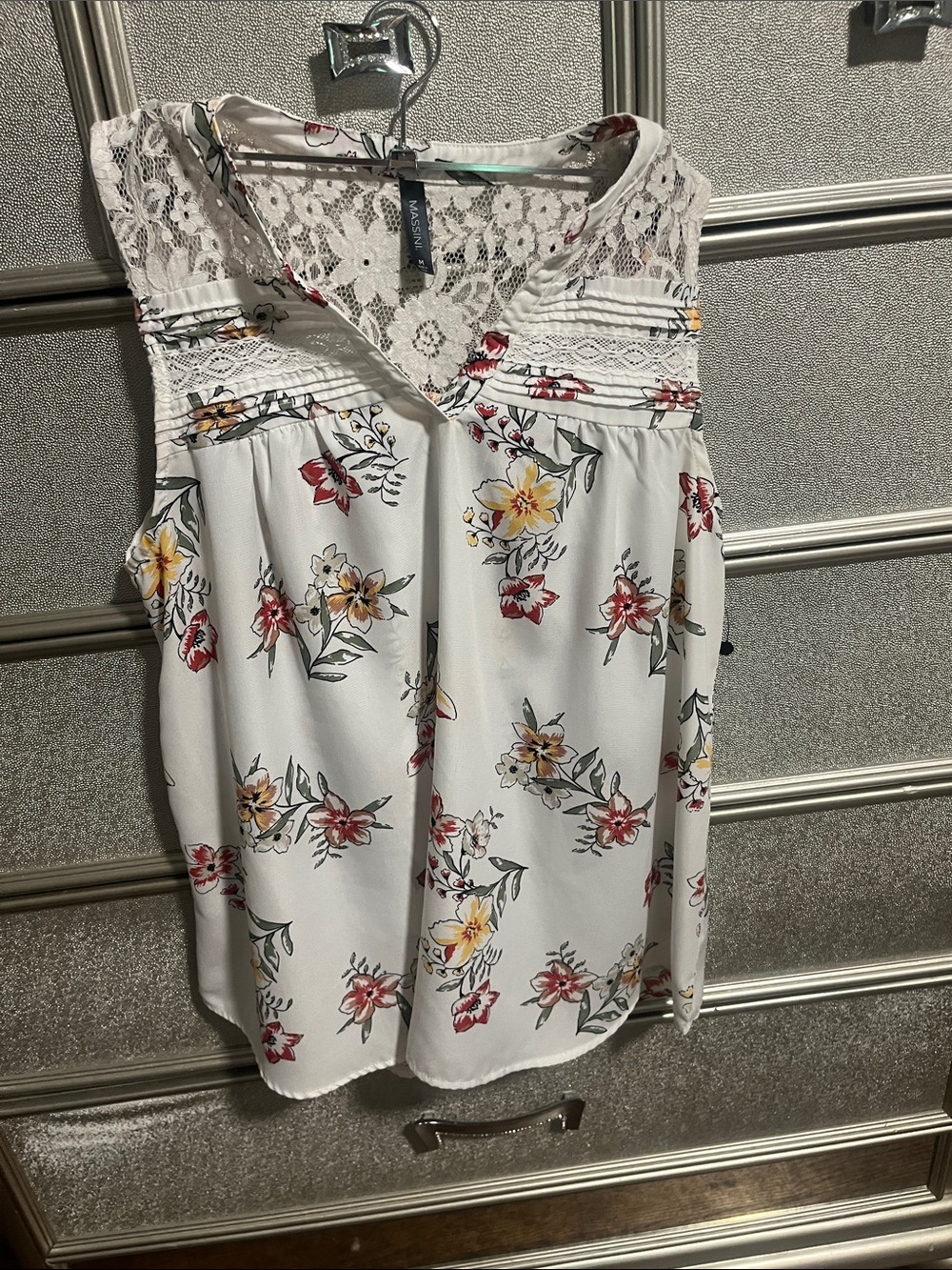 Mossimo Supply Co. White Floral Lace-Trim Sleeveless Camisole